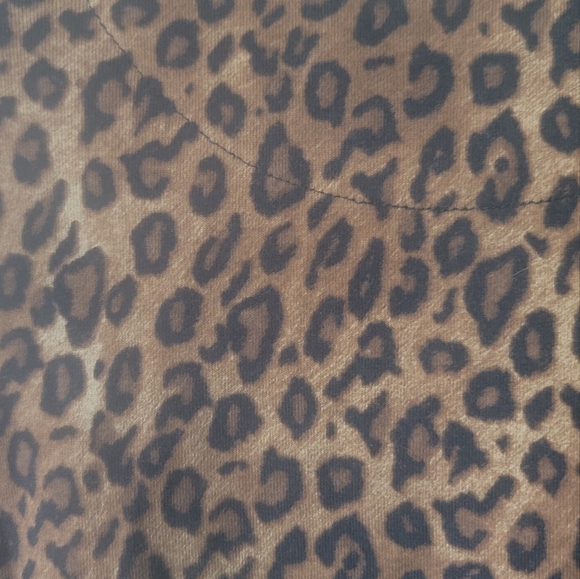 NWOT Lauren Ralph Lauren Brown Black Leopard Crew Neck Quarter Cuff Sleeve Top - Picture 7 of 9